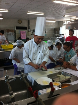 宴客菜研習 高雄HOTEL DUA 中餐主廚 蒞校指導-2